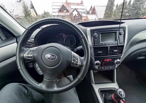 Subaru Forester cena 37500 przebieg: 251000, rok produkcji 2012 z Giżycko małe 121